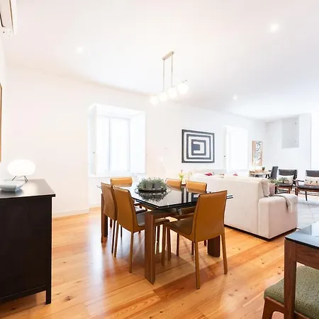 Liberdade Great With Ac Garage Appartement *