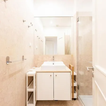 Liberdade Great With Ac Garage Apartman *