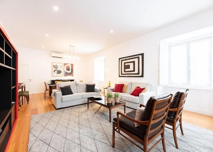 Liberdade Great With Ac Garage Lisboa