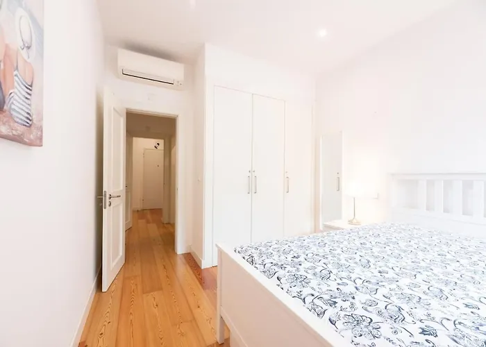 Liberdade Great With Ac Garage Διαμέρισμα