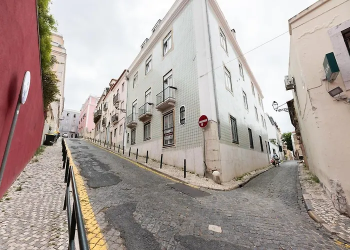 Liberdade Great With Ac Garage Διαμέρισμα *