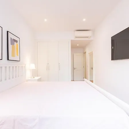 Liberdade Great With Ac Garage Апартаменты *