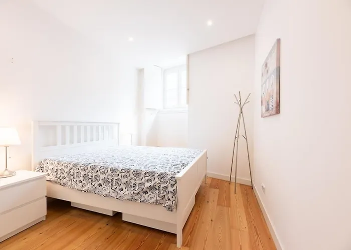 Liberdade Great With Ac Garage Appartement