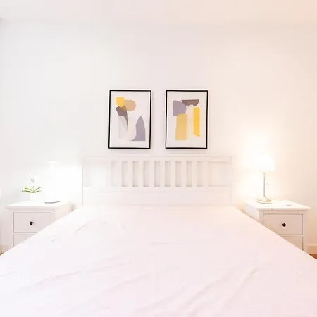 Apartment Liberdade Great With Ac Garage